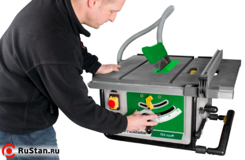 Регулирование угла наклона пильного диска маховиком фото №2 Holzstar TKS 255M фото №2